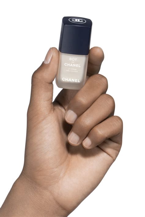 chanel boy vernis|chanel le vernis nail polish.